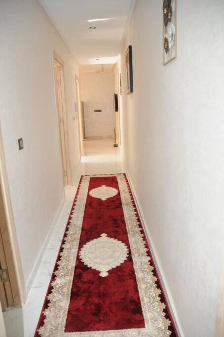 Appartement Meuble Et Bien Situe Meknès Exterior foto